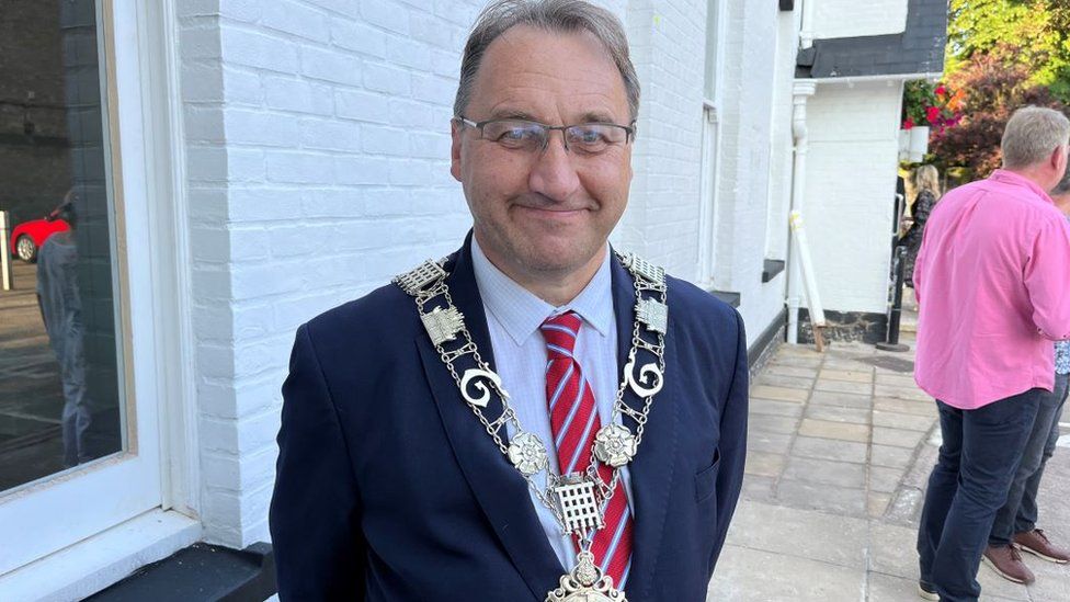 Stuart Wright, Thetford mayor