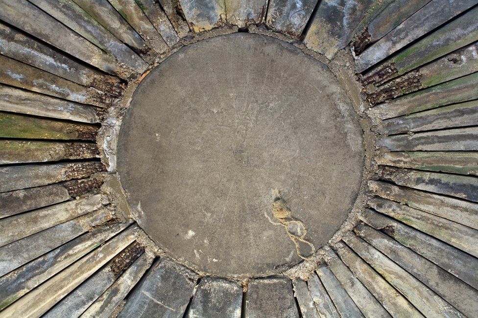 The interior view of the roof of a bunker