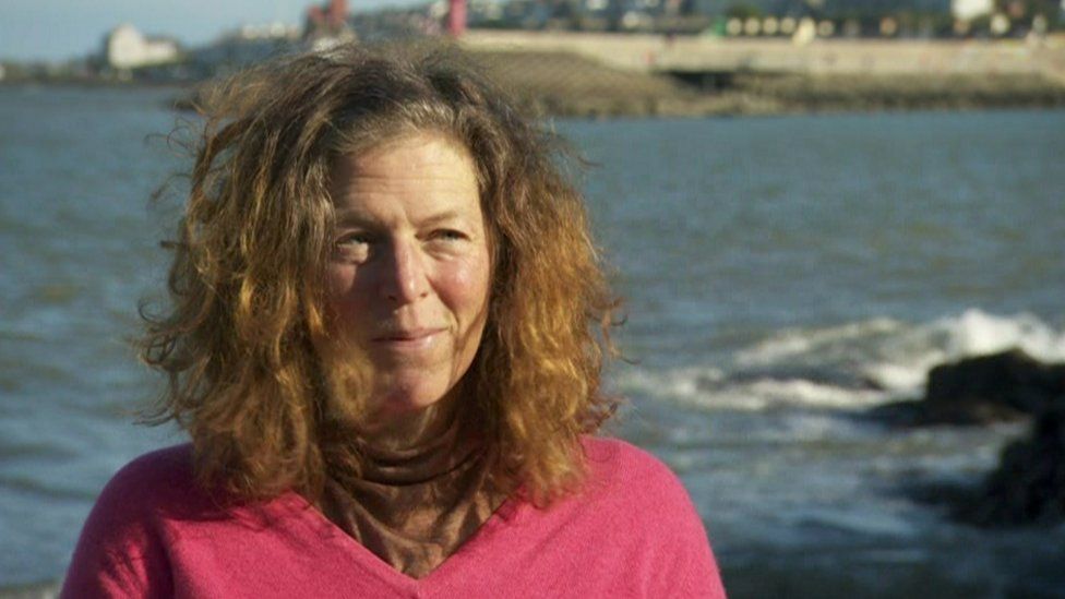 Bangor sea swimming death: Tributes paid to Mary Feeney - BBC News