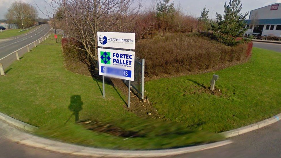 Sign showing Fortec Pallet at Watford Gap, Northamptonshire