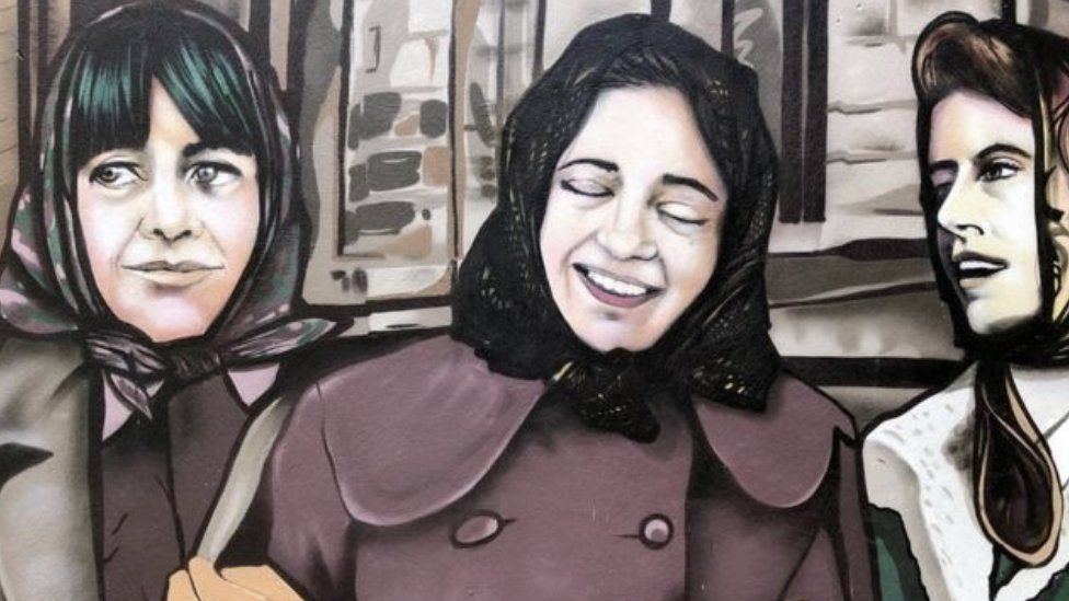A mural celebrating the legacy of Londonderry's factory girls
