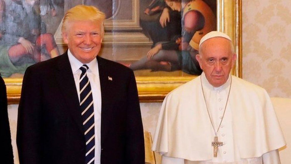 bryder daggry Lave Ungdom Trump's first trip: From 'Glum Pope' to tough talk - BBC News