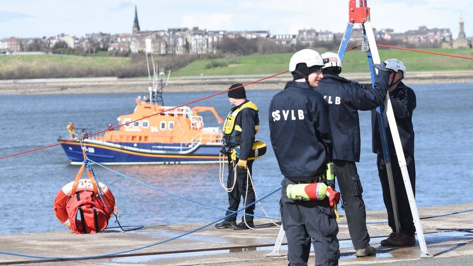 South Shields breeches buoy rescue recreated 150 years on BBC News
