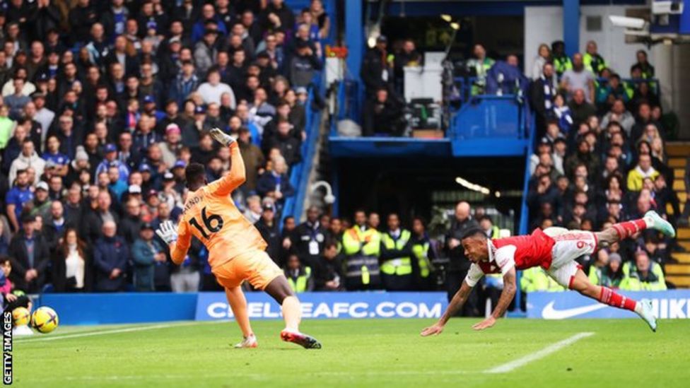 Chelsea 0-1 Arsenal: Gabriel Scores As Gunners Return To Top Of Premier ...