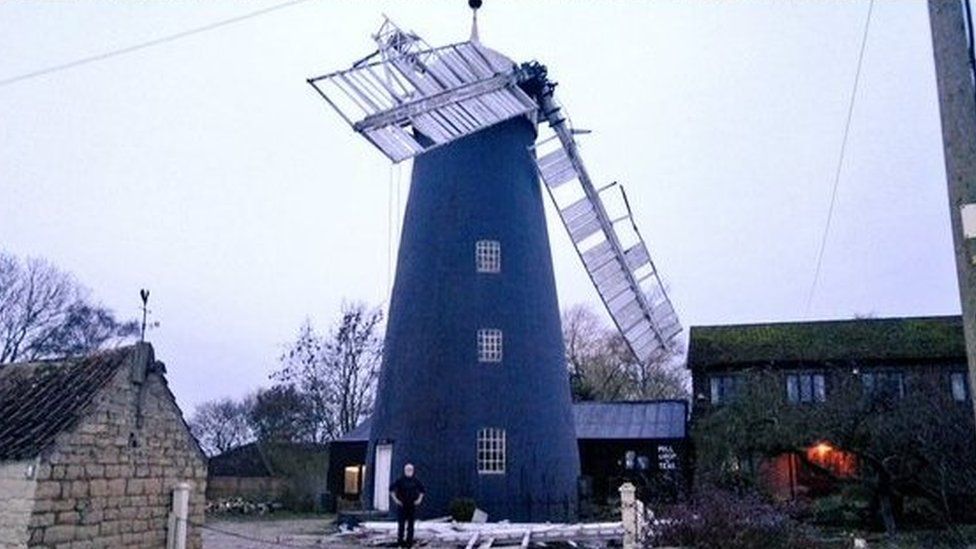Mount Pleasant windmill damaged by 'exceptional' winds BBC News