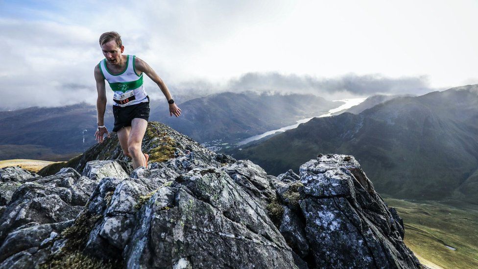 Ready, steady, Coe: Runners tackle mountain challenges - BBC News