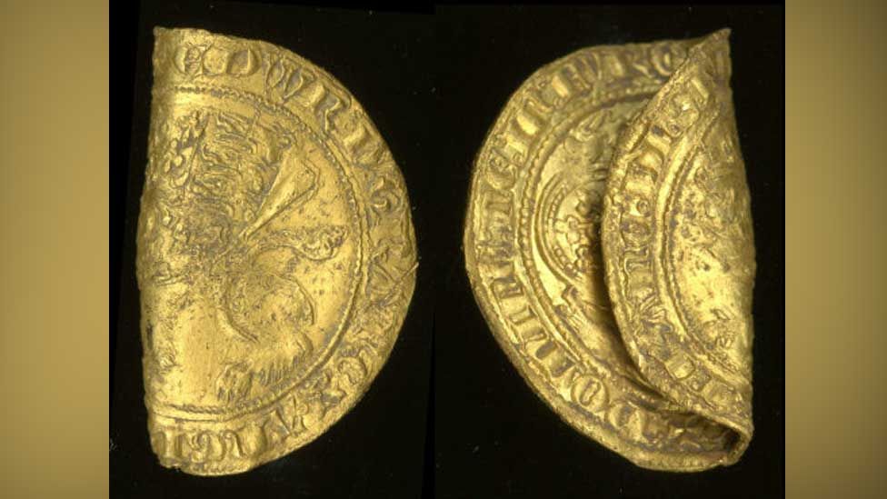 Gold coins lost in Black Death confusion found in Reepham BBC News