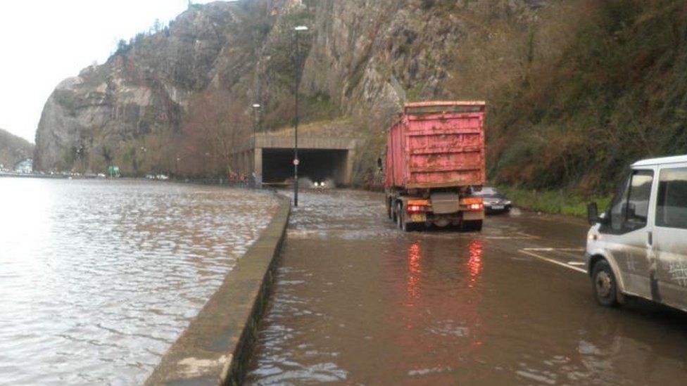 Bristol 'at risk of regular flooding by 2125' BBC News