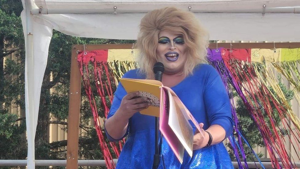 Jeff Livingston - aka Annie Manildoo - performs at a drag story hour event