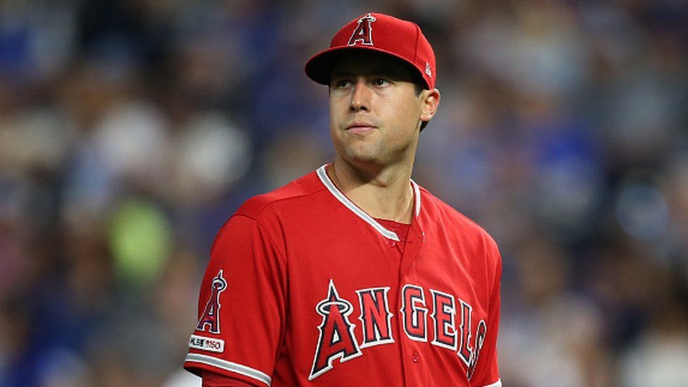 The Sports Report: Angels pitcher Tyler Skaggs dead at 27 - Los