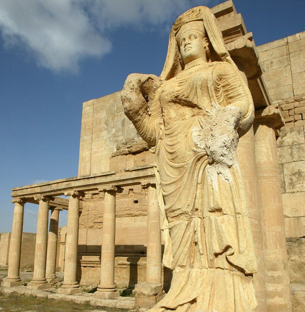 File photo taken in 2003 showing the statue of "The Lady of Hatra" at the ancient city of Hatra, Iraq