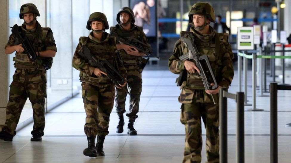 Soldiers on patrol in south-west France on 14 November 2015