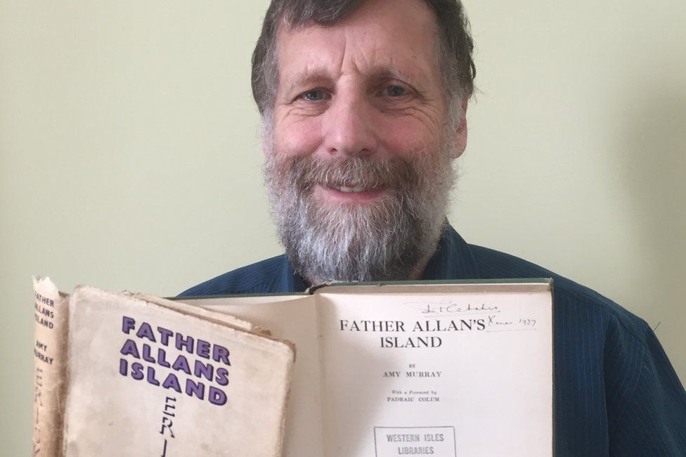 Book overdue for 36 years returned to Stornoway Library BBC News