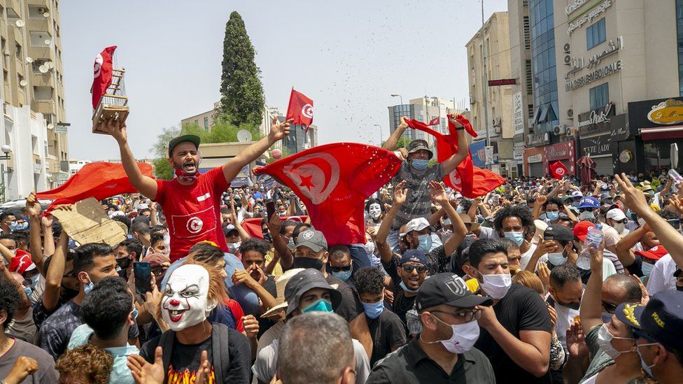 Protesters in Tunis