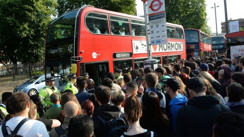 Queues for buses during Tube strike