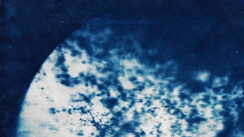 A cyanotype image by Marina Vitaglione showing an air pollution sample from Brixton Road, Lambeth, South London