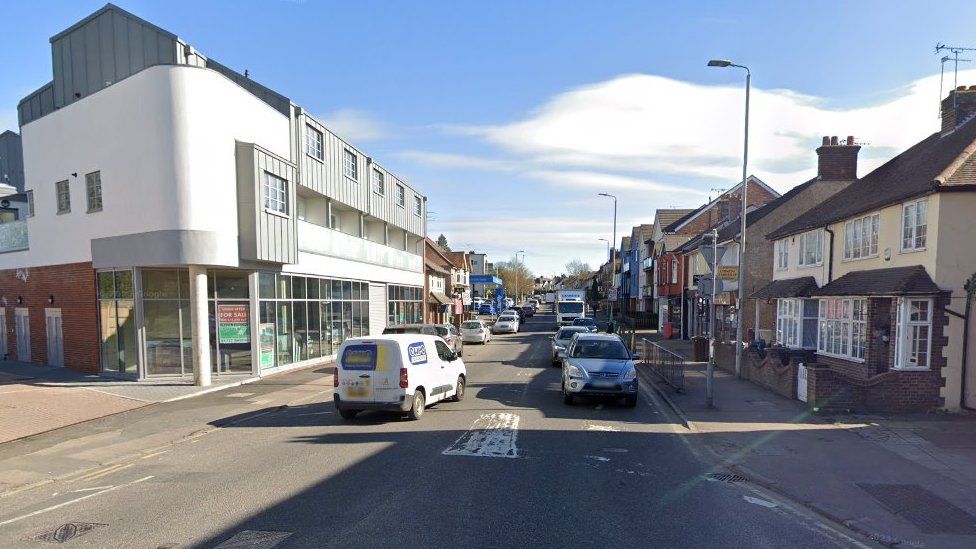 Hatfield Road by Sutton Road, St Albans Hertfordshire