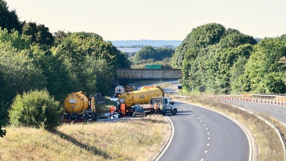 Diversions in place due to flooded Warwickshire roads - BBC News