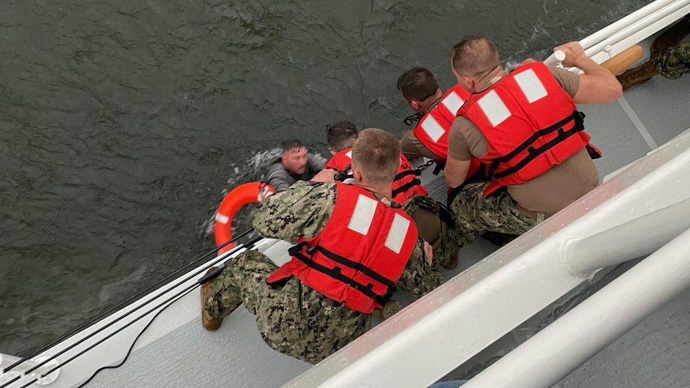 Спасательная операция береговой охраны