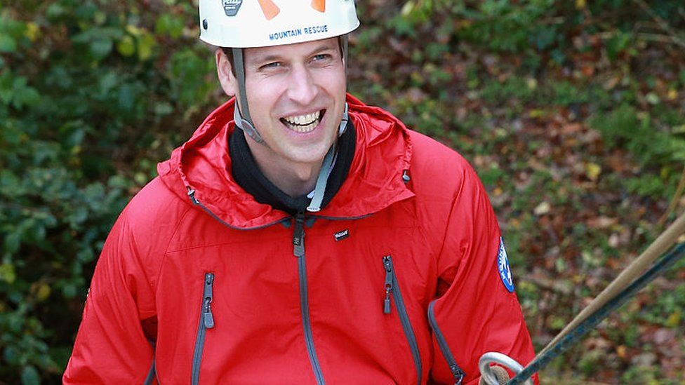 Prince William, Duke of Cambridge abseils