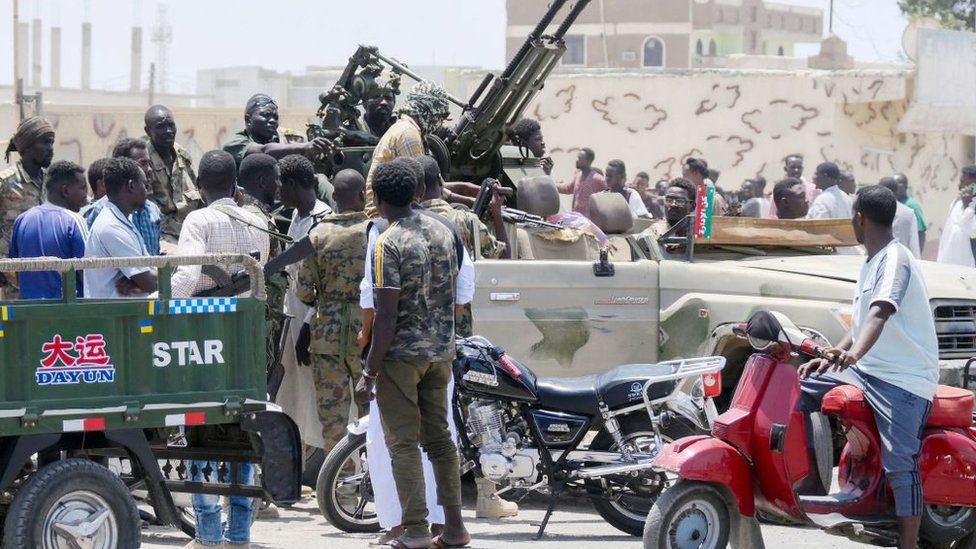 SAF soldiers and residents in Port Sudan, sunday