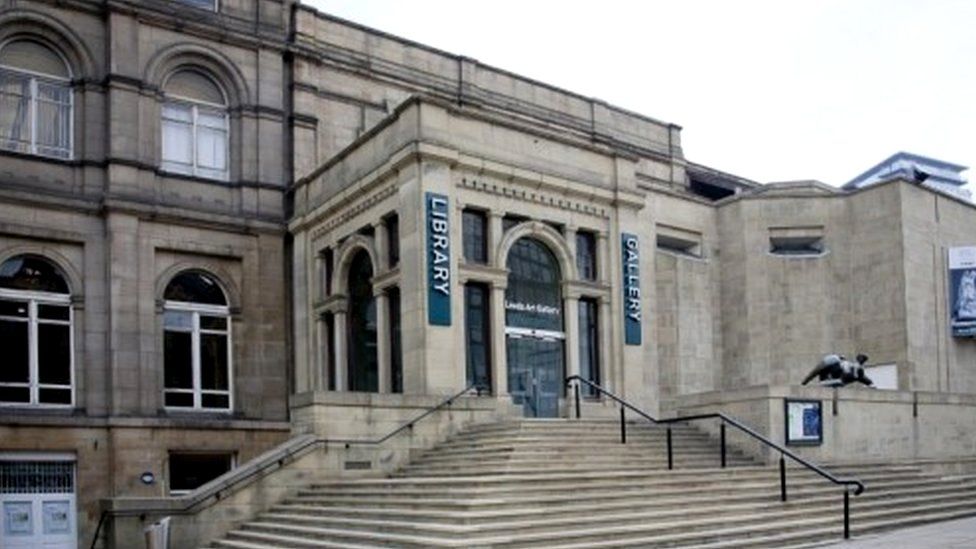 Leeds Art Gallery Reopens With 'new' Glass Roof - BBC News