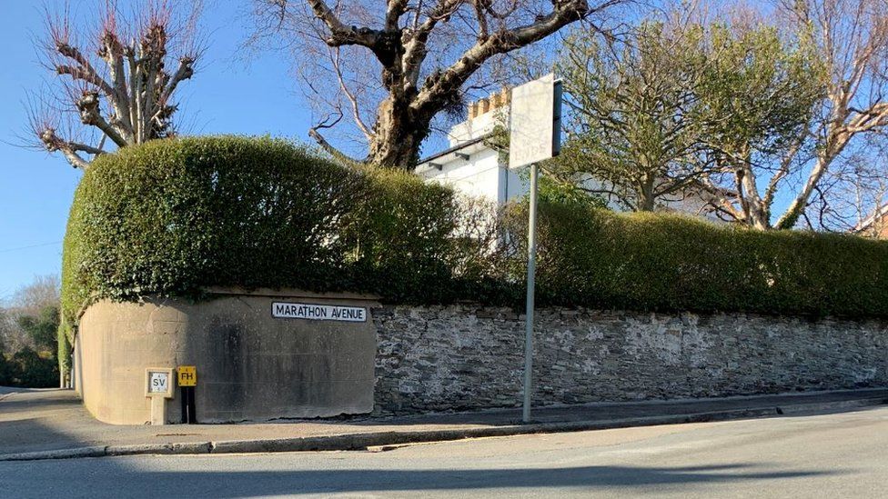 Marathon Avenue street sign