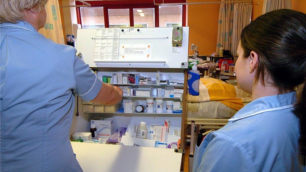 Drugs being dispensed on an NHS ward