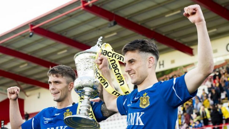 Auchinleck Talbot 20 Largs Thistle Talbot win to retain Junior Cup