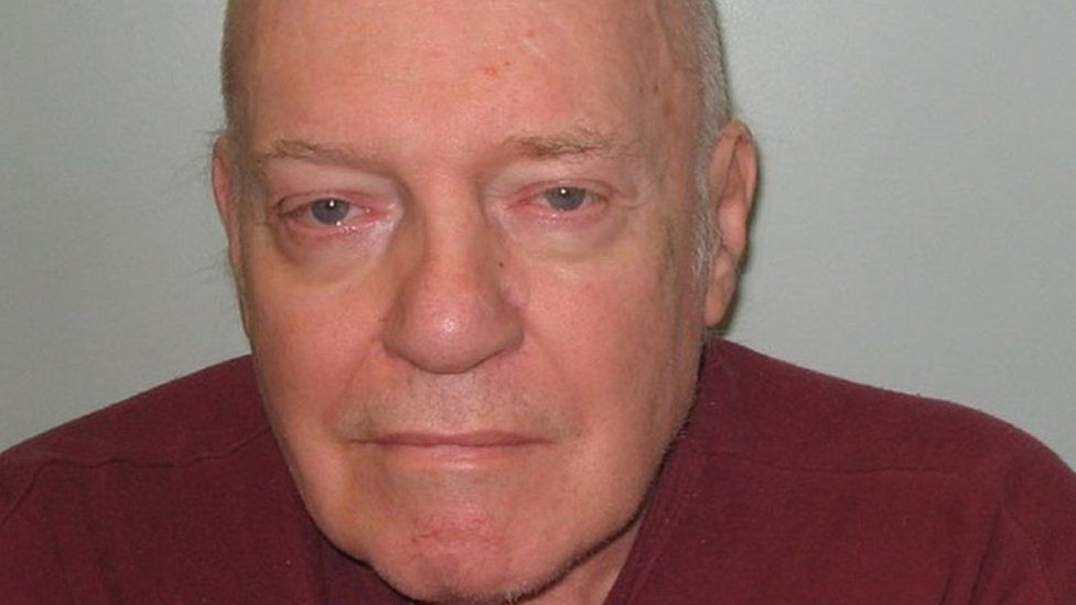 Paedophile ex-BBC DJ Chris Denning died at Bedford Hospital - BBC News