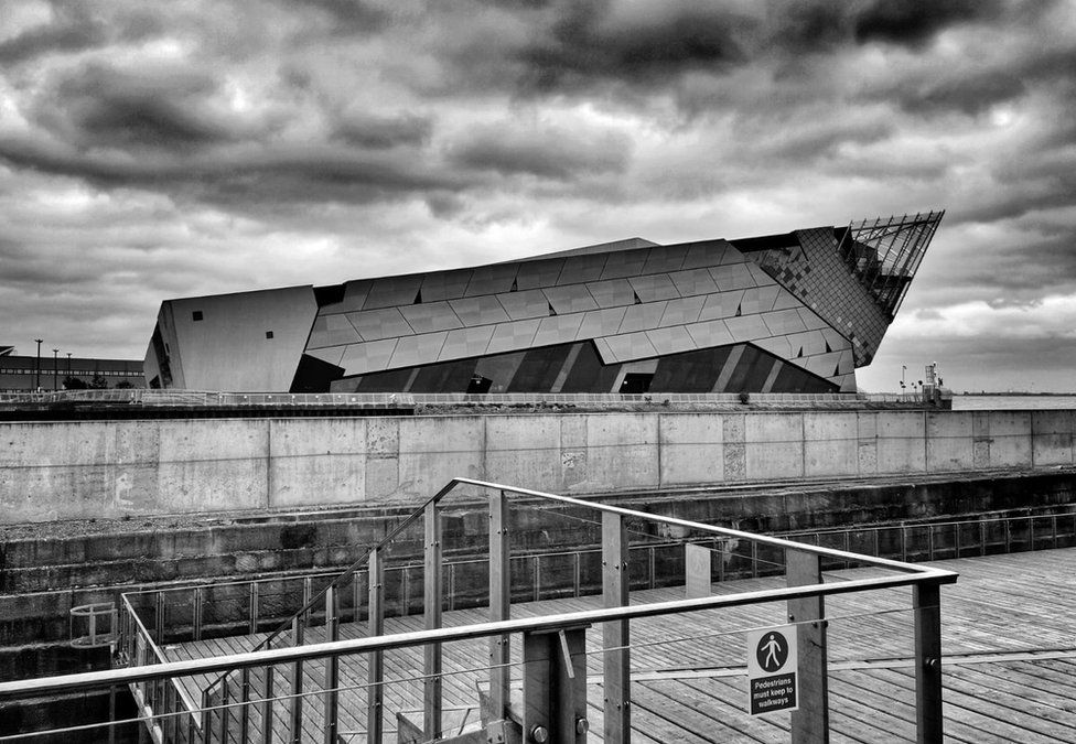 Boy's photos of Hull's empty streets 'capture lockdown moment' BBC News