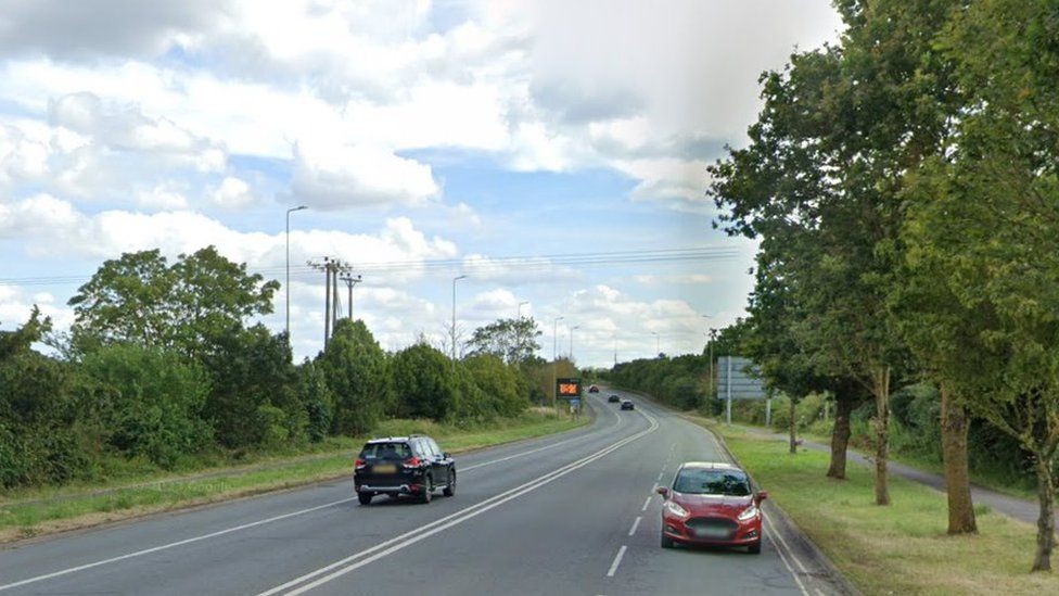 Oxford Road, Kidlington, with the Triangle on the right