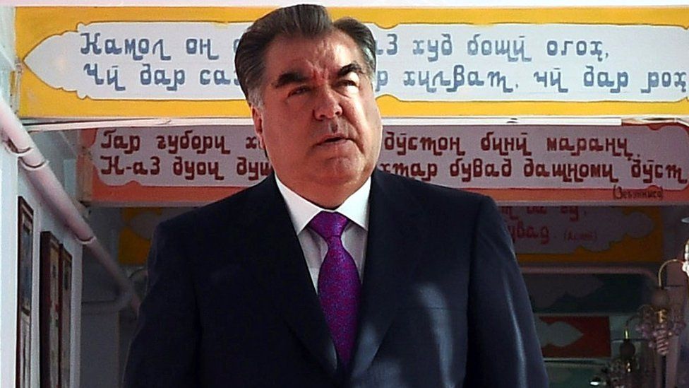 Tajik President Emomali Rakhmon arrives at a polling station in Dushanbe, 22 May