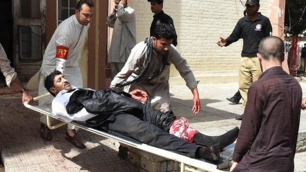 Injured lawyer after Quetta blast