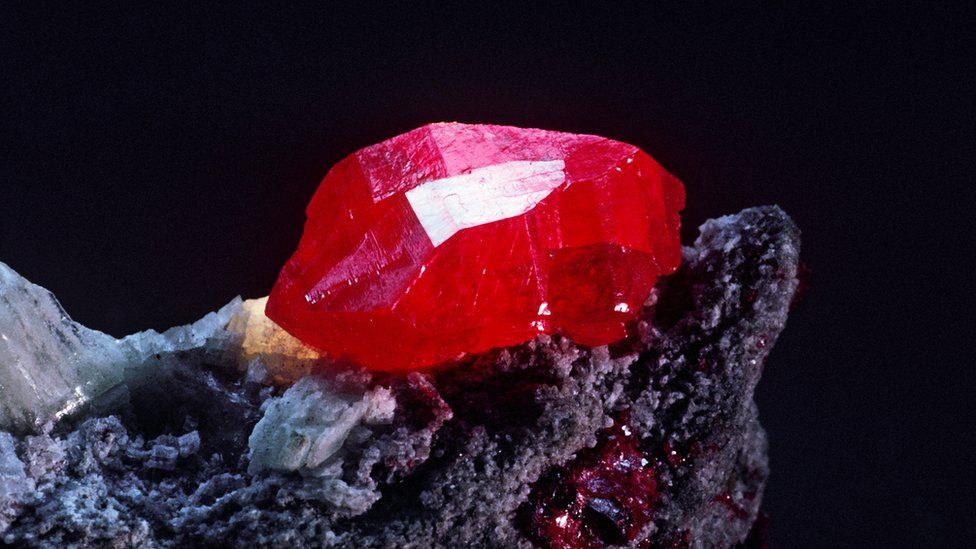 A lump of red mercury sulphide