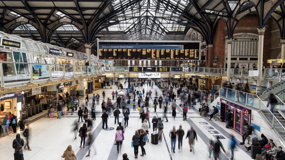 Google Street View Heads To The London Underground - Bbc Newsround