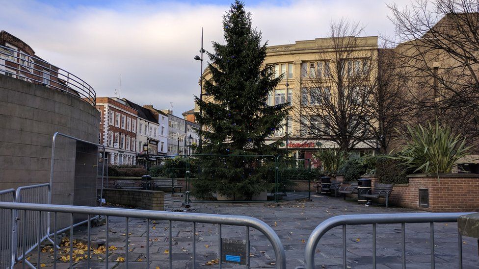 Christmas tree in Market Square