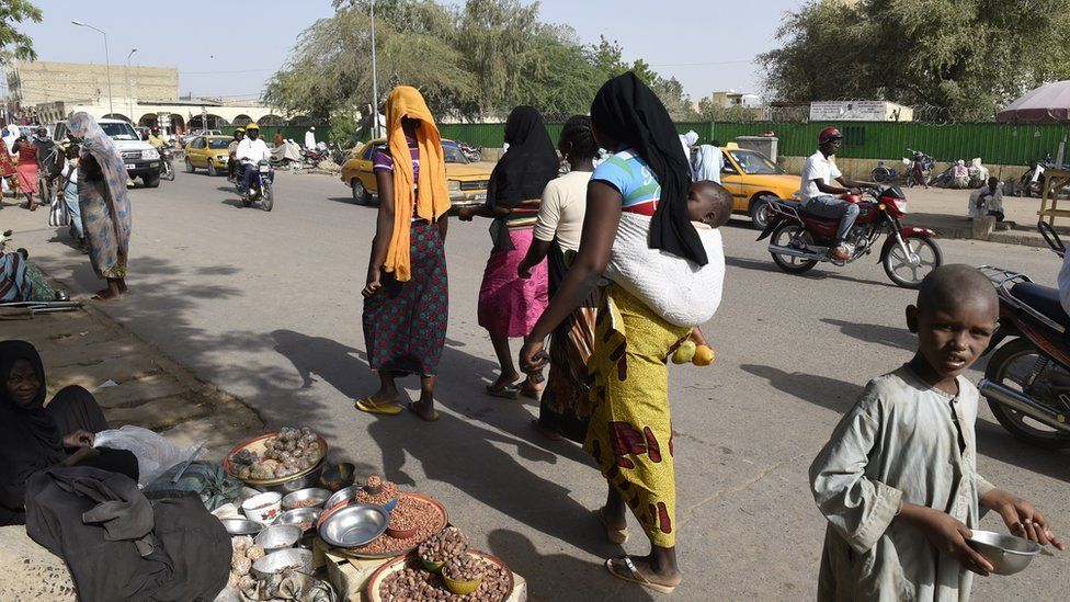 daily life on the streets of N’Djamena