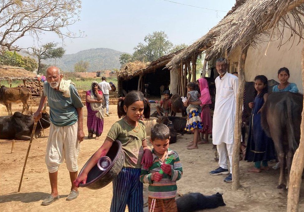 Residents of a village in Banda, Uttar Pradesh