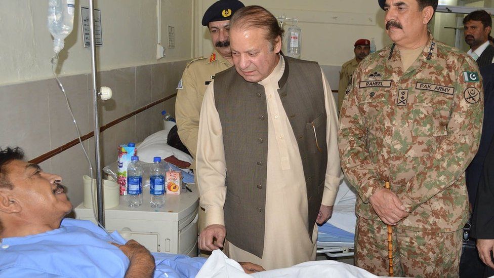 Prime Minister Nawaz Sharif met some of the wounded in Quetta, Pakistan on 8 August 2016