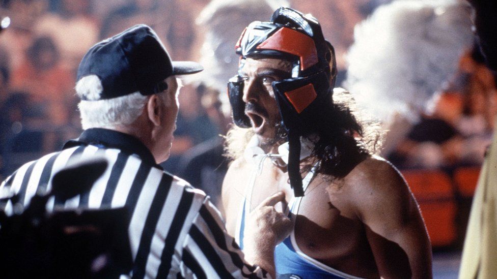 Referee John Anderson warns Gladiator Wolf