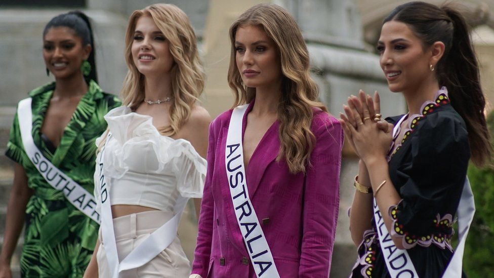 Претендентки на Мисс Вселенная 2023 из Южной Африки, Польши, Австралии и Сальвадора.