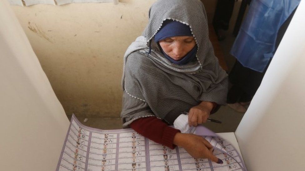 Voter in Kabul