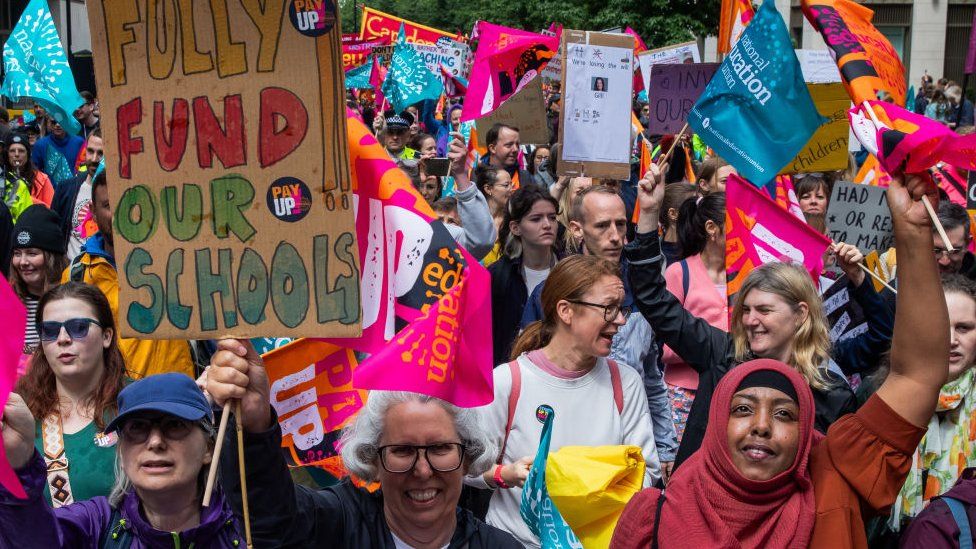 March in London by striking teachers, 5 July 2023