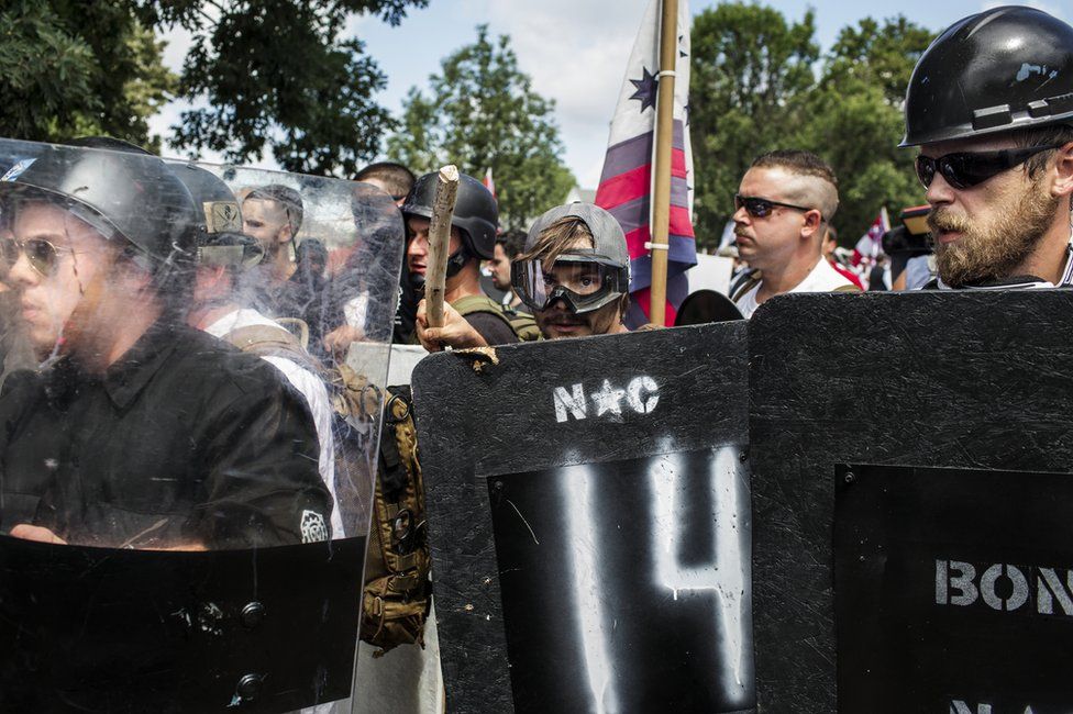 White nationalists file into Emancipation Park