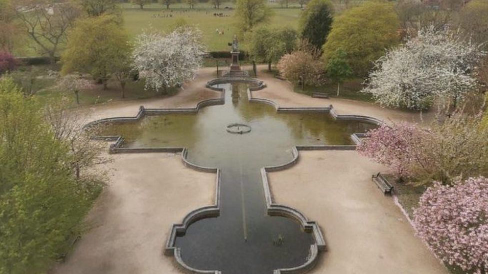 The pond and fountain