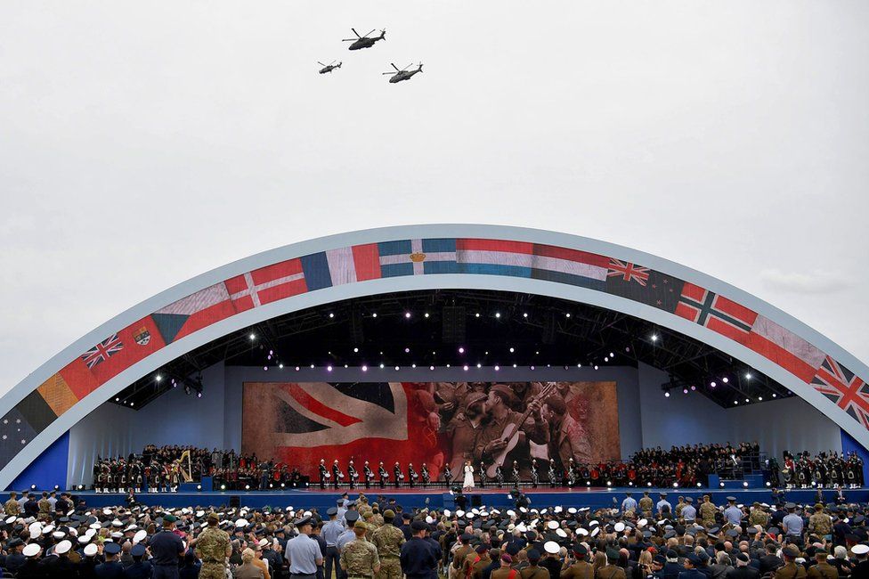 Helicopters fly over the stage as Sheridan Smith sang