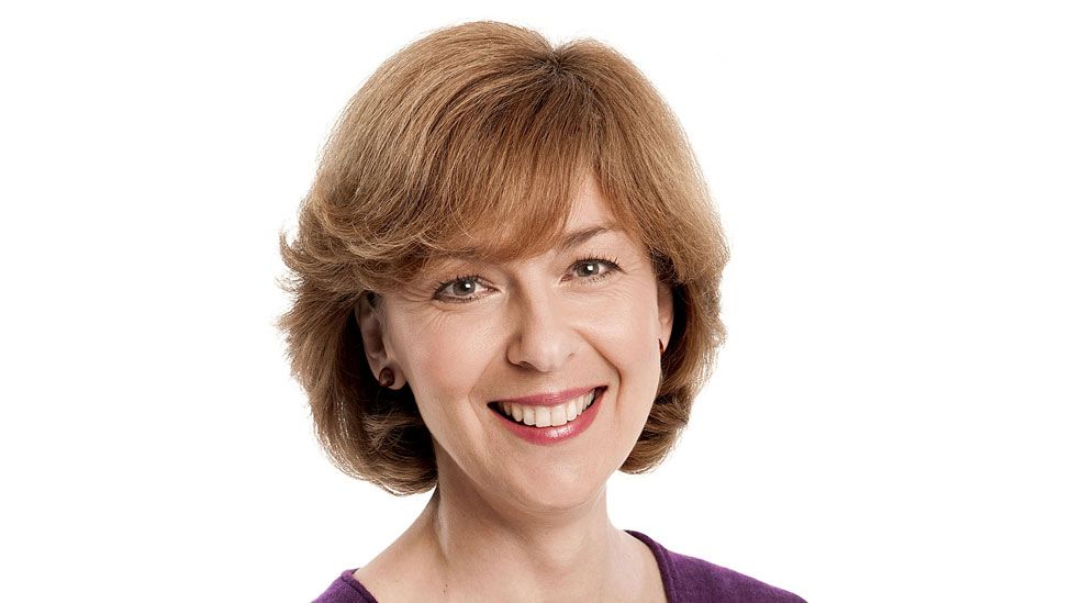 Lynn Bowles: leaving Radio 2' says travel - BBC News