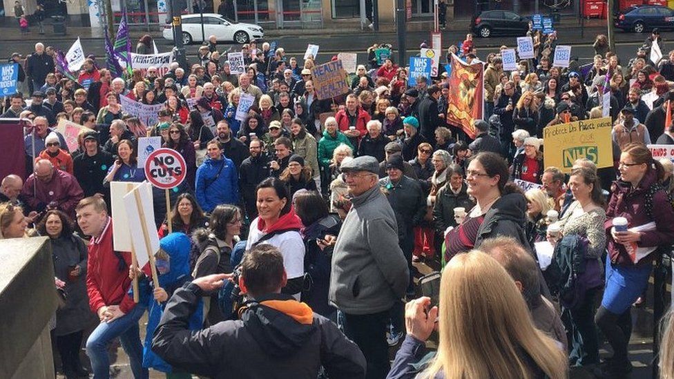 National Health Service reform protest held in Leeds - BBC News