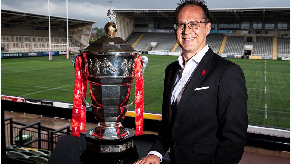 Jon Dutton with the Rugby League World Cup, the Paul Barrière Trophy